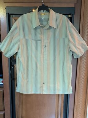 Mountain Hardwear Short Sleeve Button-Down Shirt in Light Green and Tan Stripes